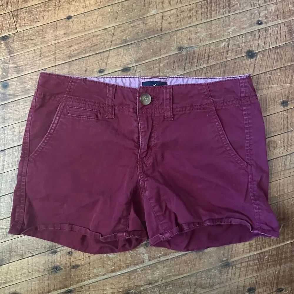 American Eagle maroon 2 Daisy Dukes shortie short